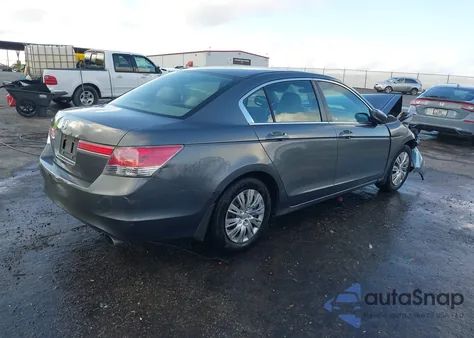 2012 Honda Accord 2.4 Lx z USA, uszkodzony, nr VIN 1HGCP2F32CA217605